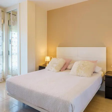 Cozy Canadas Flat - Terrace & Pool Holiday home *