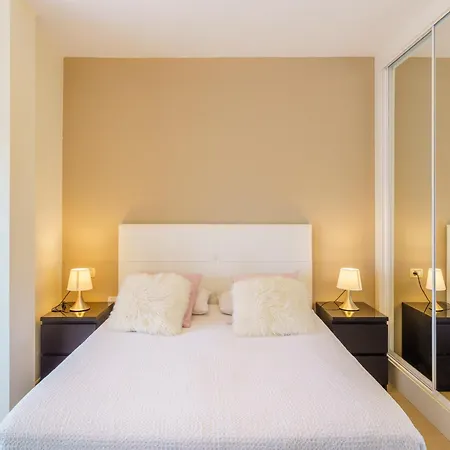 Cozy Canadas Flat - Terrace & Pool Appartement