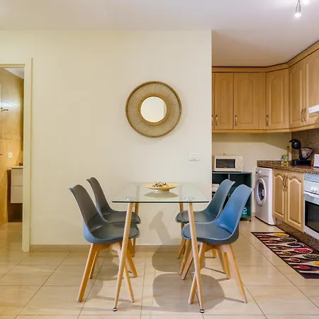 Apartamento Cozy Canadas Flat - Terrace & Pool